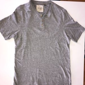 Short Sleeved Gray Henley T-shirt